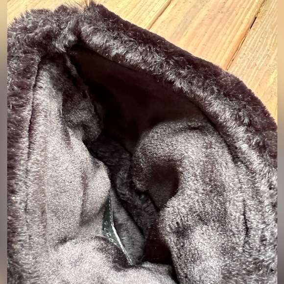 Stuart Weitzman boots - Picture 3 of 5